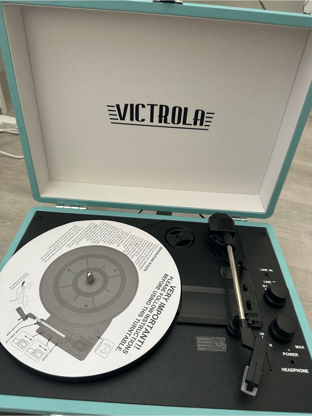 Victrola Turquoise Portable Turntable - Retro Record Player